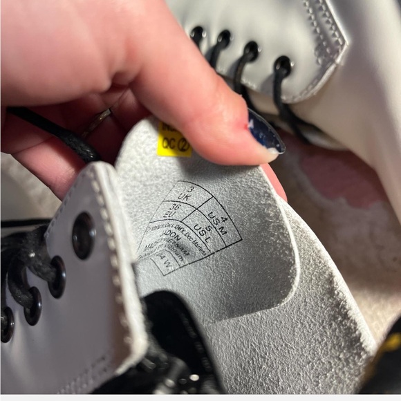 white jadon doc martens 🐇 - Picture 4 of 7